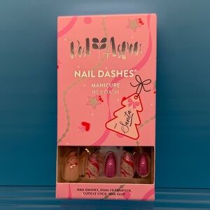 Red Aspen Light The Tree Lina Nail Dashes Set